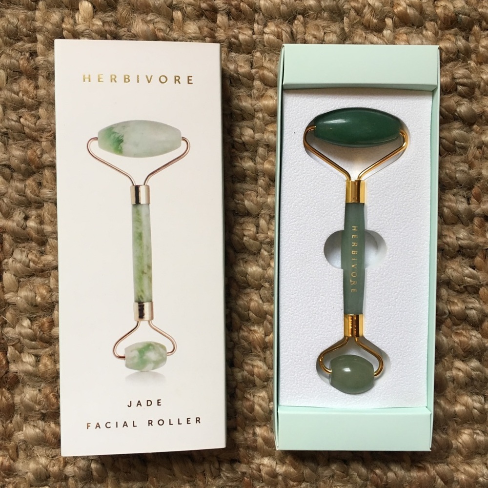Herbivore Botanicals Jade Facial Roller